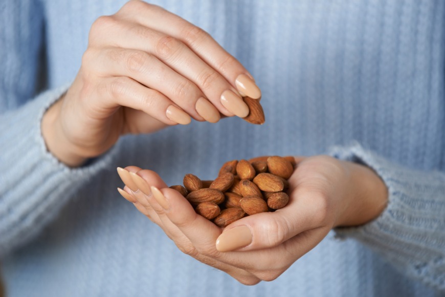 Best energy boosting foods to eat at work Best energy boosting foods to eat at work
